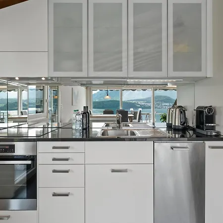 Juwel Mit Traumsicht Auf Und Berge! Гунтен