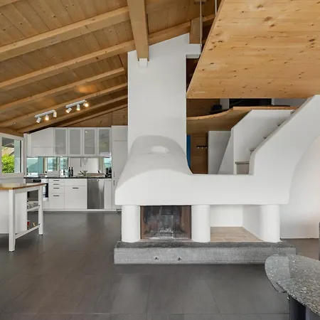 Juwel Mit Traumsicht Auf Und Berge! * Гунтен