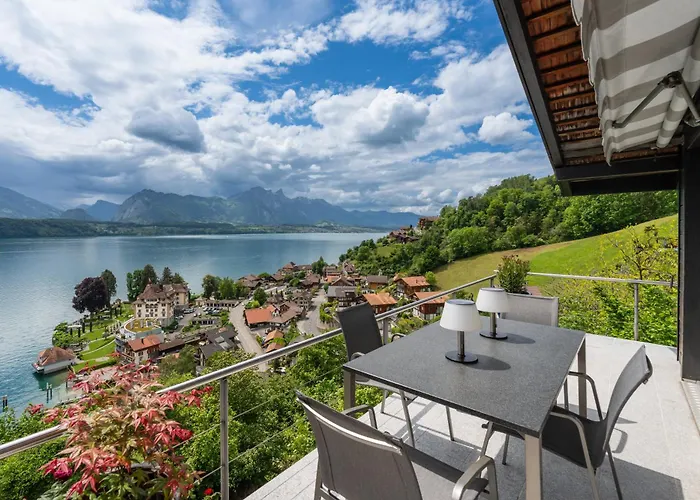 Juwel Mit Traumsicht Auf Und Berge! Lejlighed Gunten